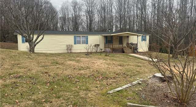 Photo of 209 Knotville Rd, North Wilkesboro, NC 28659