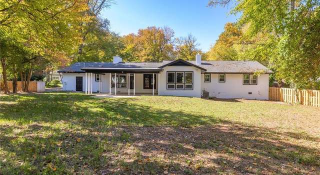 Photo of 104 Elmwood Ter, Greensboro, NC 27408