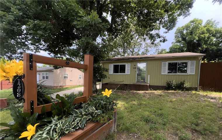 Photo of 1208 E Green Dr High Point, NC 27260