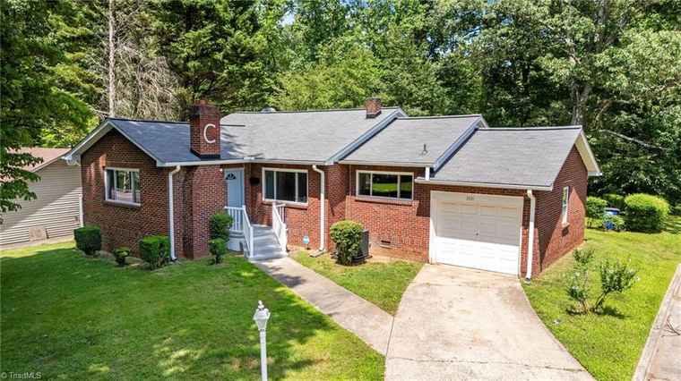 Photo of 3331 Carver School Rd Winston-Salem, NC 27105