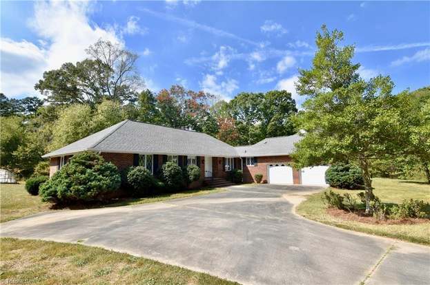 172 Maple Leaf Trl Winston Salem Nc 27107 Mls 952086 Redfin