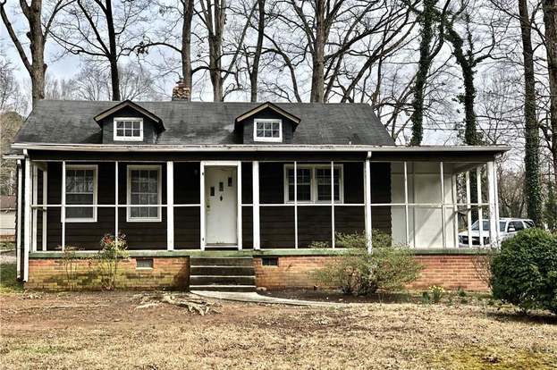 1404 Bridges Dr High Point Nc 27262 Mls 925356 Redfin