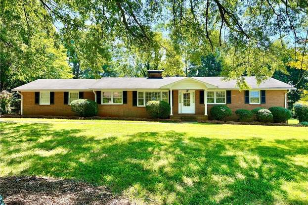 Single and One Story Homes in Forsyth County, NC For Sale | Redfin