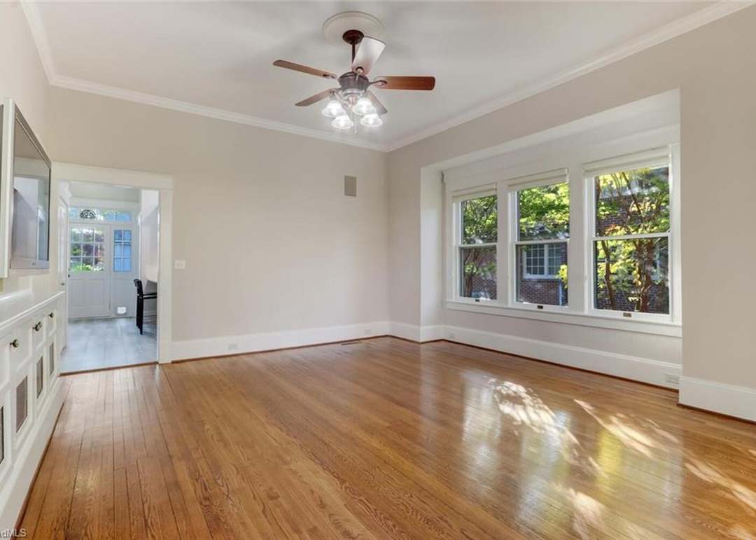 1001 W Mcgee St, Greensboro, NC 27403
