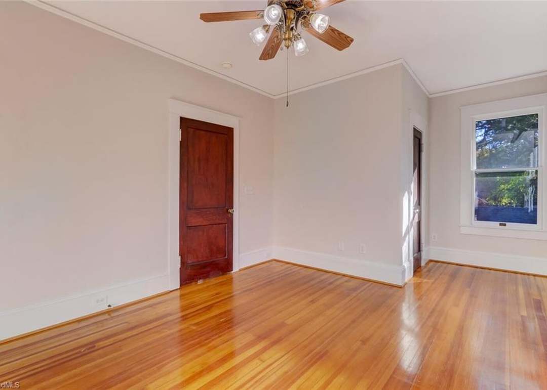 1001 W Mcgee St, Greensboro, NC 27403