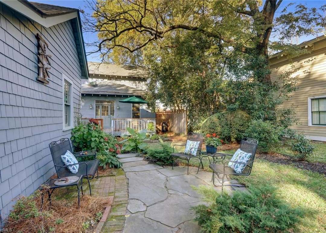 1001 W Mcgee St, Greensboro, NC 27403