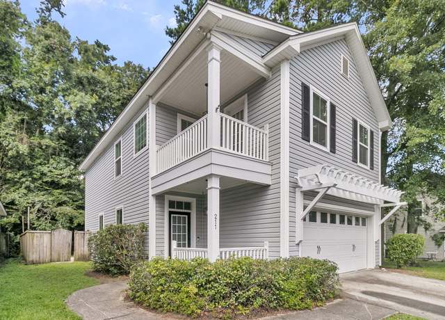 Property at 211 Recess Dr, Ladson, SC 29456, 4 beds, 2.5 baths