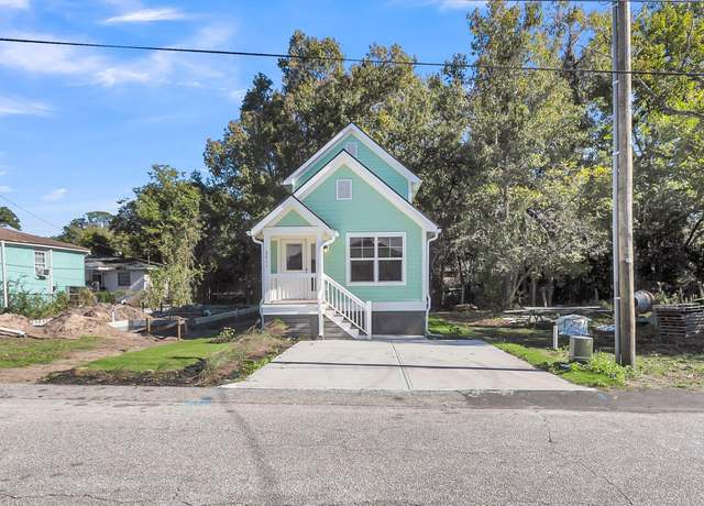 Property at 2711 Henry St, North Charleston, SC 29405, 3 beds, 2.5 baths