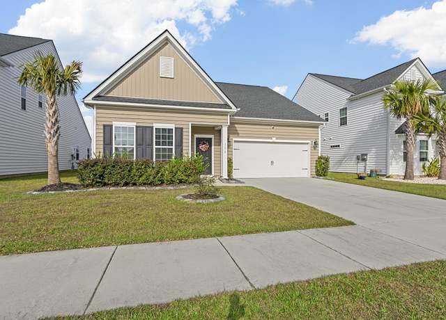 Property at 130 Stagecoach Ave, Summerville, SC 29486, 4 beds, 2.5 baths