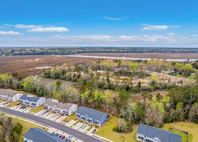 Property at 7803 Park Gate Dr, Charleston, SC 29418, 3 beds, 2.5 baths