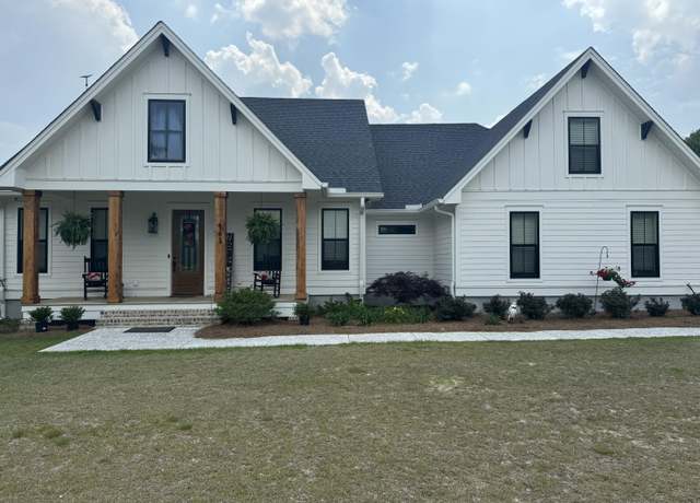 Property at 115 Hendorrich Trl, Huger, SC 29450, 3 beds, 2 baths