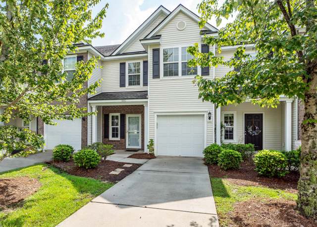 Property at 1842 Heldsberg Dr, Charleston, SC 29414, 3 beds, 2.5 baths