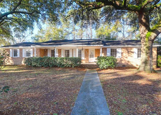 Property at 1595 Dickens St, Charleston, SC 29407, 3 beds, 2 baths