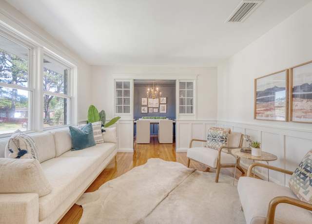 Property at 1 Bossis Dr, Charleston, SC 29407, 3 beds, 2 baths