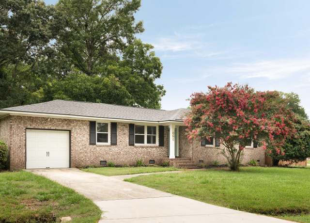 Property at 1 Bossis Dr, Charleston, SC 29407, 3 beds, 2 baths