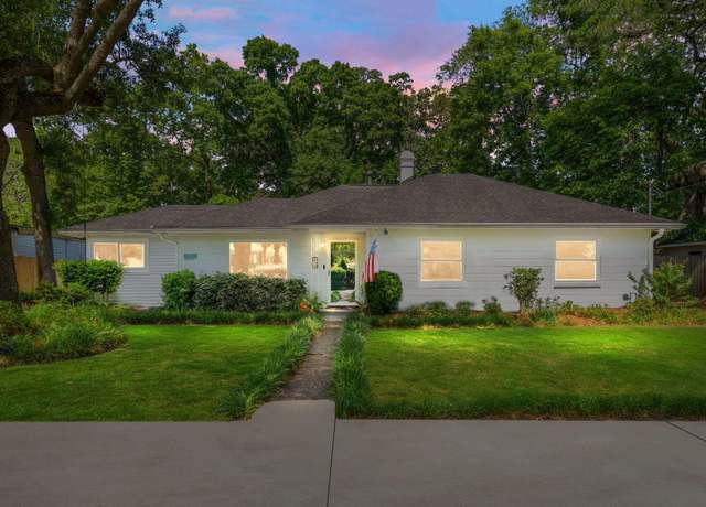Property at 672 W Oak Forest Dr, Charleston, SC 29407, 3 beds, 1 bath