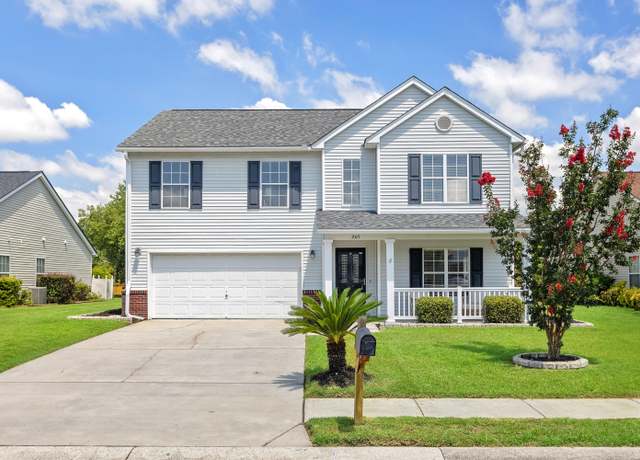 Property at 205 Southport Dr, Summerville, SC 29483, 4 beds, 2.5 baths