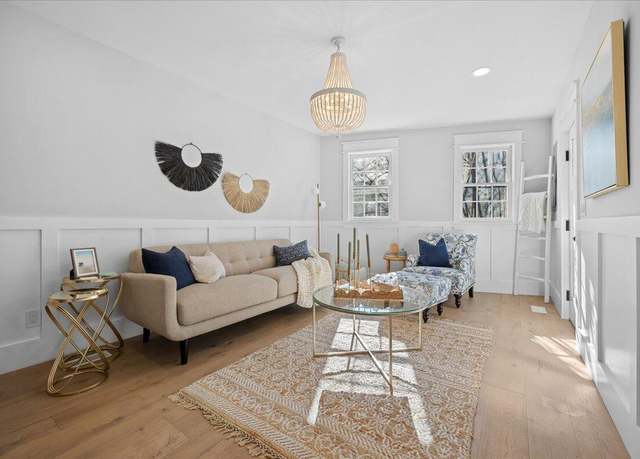 Property at 42 Kennedy St, Charleston, SC 29403, 2 beds, 2.5 baths