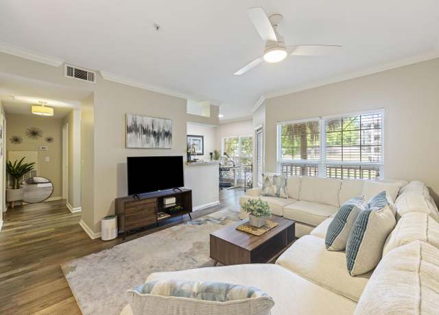 Property at 700 Daniel Ellis Dr #5103, Charleston, SC 29412, 1 bed, 1 bath