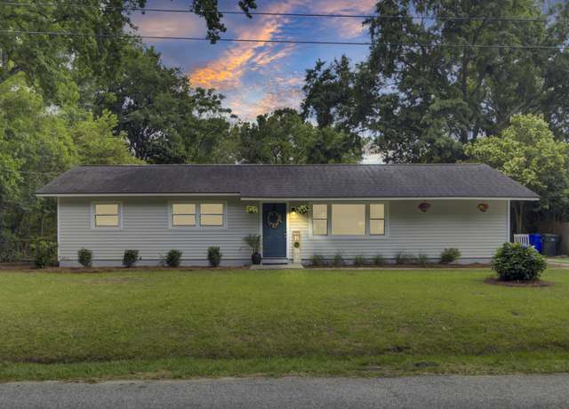Property at 1515 Mulberry St, Charleston, SC 29407, 3 beds, 1 bath