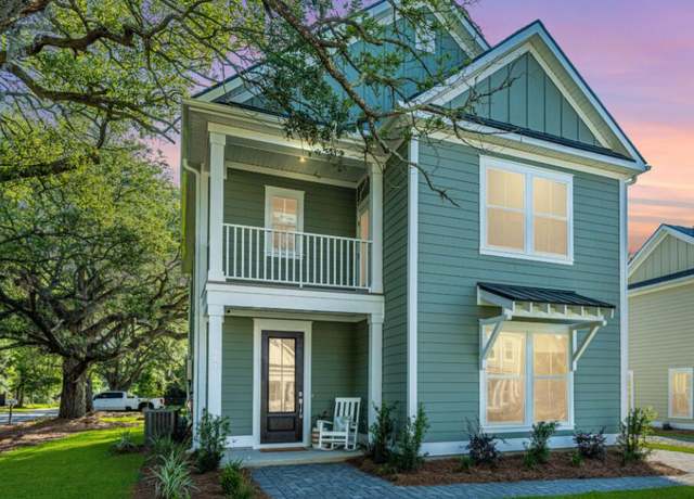 Property at 101 Pine Waters Ln, Summerville, SC 29483, 4 beds, 3 baths