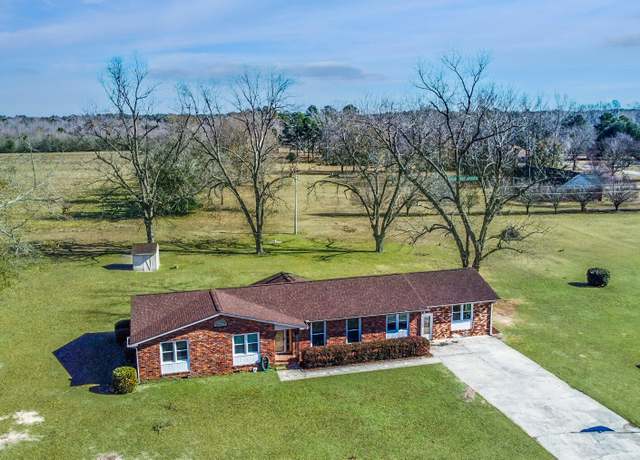 Property at 449 Hickory Hill Rd, Orangeburg, SC 29115, 3 beds, 2 baths