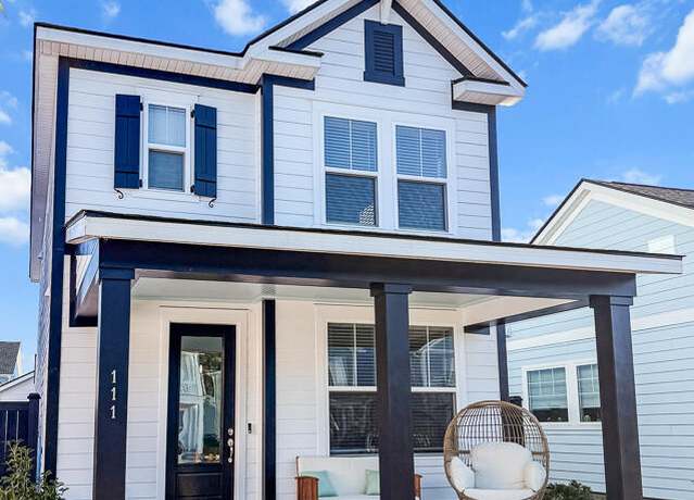 Property at 111 Crimson St, Summerville, SC 29486, 3 beds, 2.5 baths