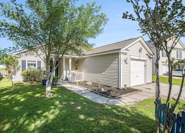 Property at 203 Eagle Ridge Rd, Summerville, SC 29485, 3 beds, 2 baths