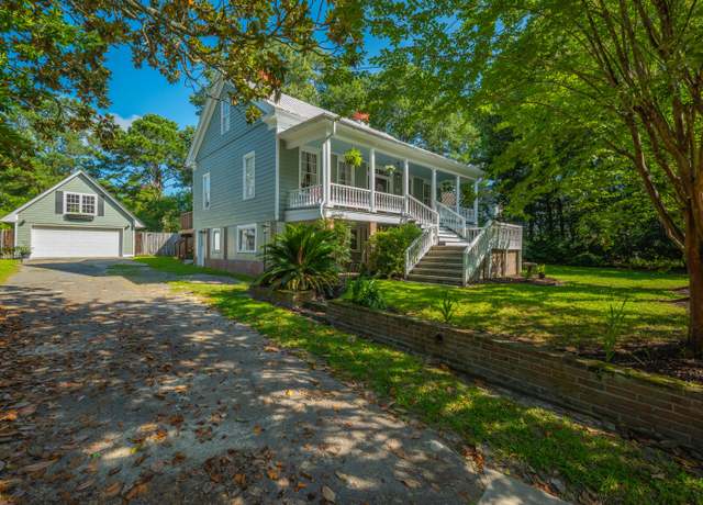 Property at 406 S Gum St, Summerville, SC 29483, 4 beds, 3.5 baths