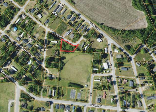 Property at 1071 Lincoln St, Summerton, SC 29148