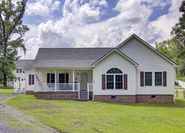 Property at 154 Patrick Ln, Summerville, SC 29483, 3 beds, 2 baths