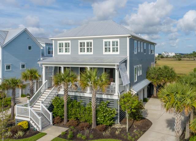 Property at 2522 Waverly St, Charleston, SC 29492, 4 beds, 4.5 baths