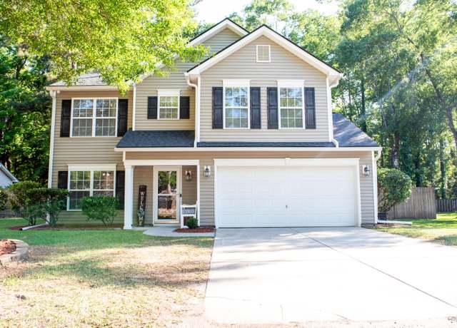 Property at 109 Holly St, Summerville, SC 29485, 4 beds, 2.5 baths