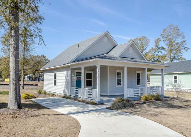 Property at 1025 Folly Dr, Summerton, SC 29148, 2 beds, 2 baths