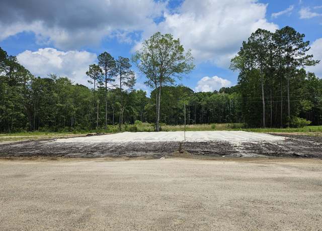 Property at 1160 Porcher School Rd, Awendaw, SC 29429, 4 beds, 3.5 baths