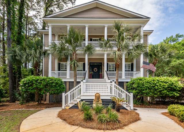 Property at 4991 Sound View Dr, Mount Pleasant, SC 29466, 5 beds, 3.5 baths