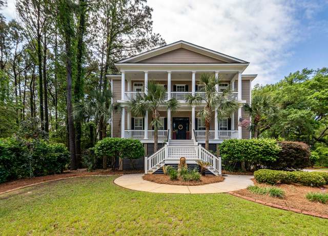 Property at 4991 Sound View Dr, Mount Pleasant, SC 29466, 5 beds, 3.5 baths