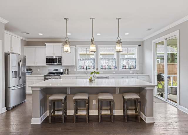 Property at 1209 Hammrick Ln, Johns Island, SC 29455, 5 beds, 3 baths