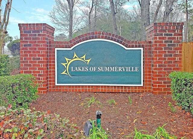 Property at 123 Lynches River Dr, Summerville, SC 29485, 2 beds, 2.5 baths