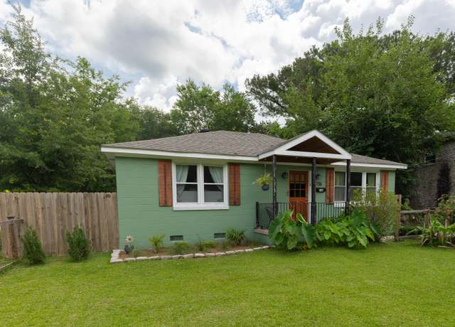 Property at 716 White Oak Dr, Charleston, SC 29407, 2 beds, 2 baths
