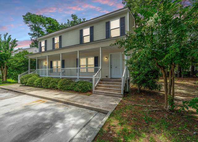 Property at 115 Harolee Ln, Summerville, SC 29485, 3 beds, 2.5 baths