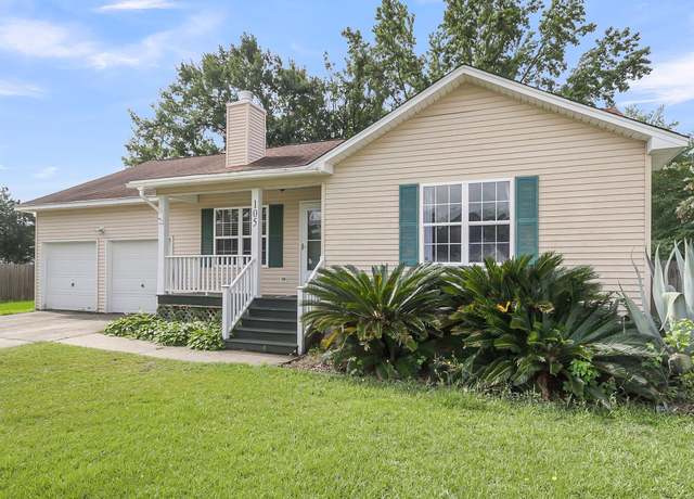 Property at 105 Conductor Ct, Summerville, SC 29486, 4 beds, 2 baths