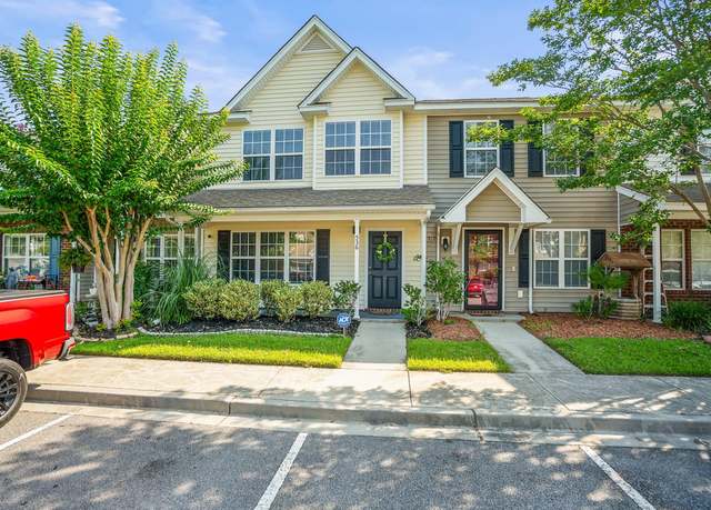 Property at 536 Candida Dr, Beaufort, SC 29906, 3 beds, 2.5 baths