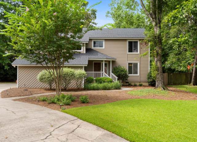 Property at 7 Skyeman Dr, Charleston, SC 29414, 5 beds, 2.5 baths
