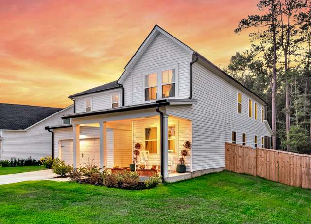 Property at 69 Red Bluff St, Summerville, SC 29483, 4 beds, 3 baths