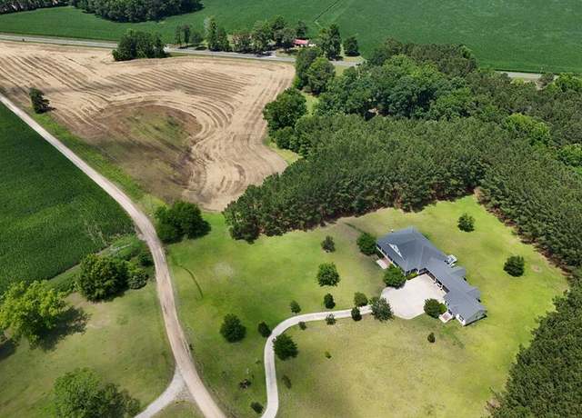 Property at 177 NE Dankeowen Dr, Orangeburg, SC 29115, 4 beds, 3.5 baths