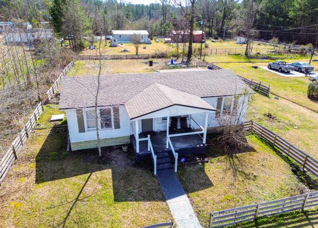 Property at 141 Nottingham Ln, Yemassee, SC 29945, 3 beds, 1 bath