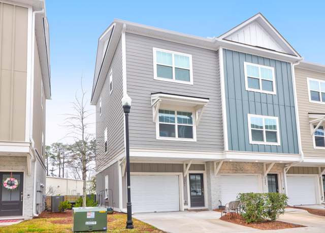 Property at 1241 Allusion Ln, Mount Pleasant, SC 29466, 2 beds, 2.5 baths