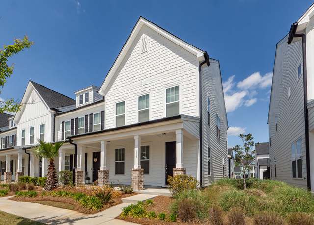 Property at 119 Summer Tanager Dr, Ravenel, SC 29470, 3 beds, 2.5 baths