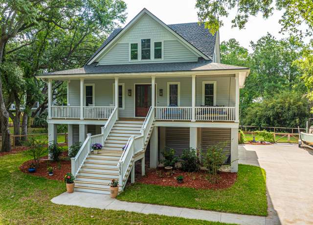 Property at 3635 Pandora Dr, Mount Pleasant, SC 29466, 3 beds, 2.5 baths